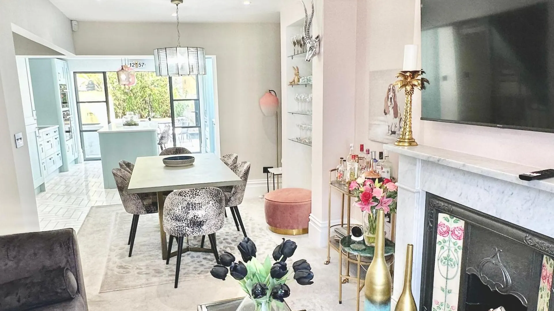 Stylish, Central, North Laine, Newly Decorated Hove
